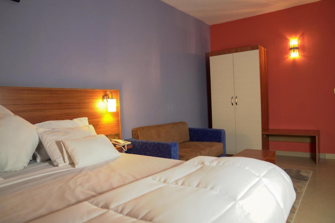 Dialali Hotel Nouakchott Eksteriør bilde